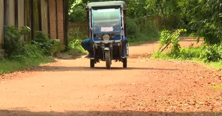 কুমিল্লা কোটবাড়ি এলাকার সড়ক
